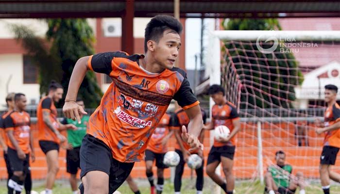 Jebolan Diklat Persib Gabung Persiraja, Dapat Sambutan Seperti Ini dari Seniornya